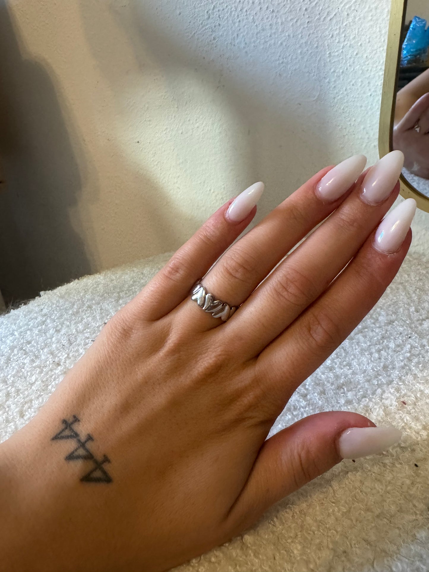 Many love ring