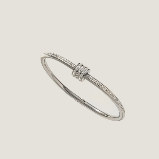 Knot bangle