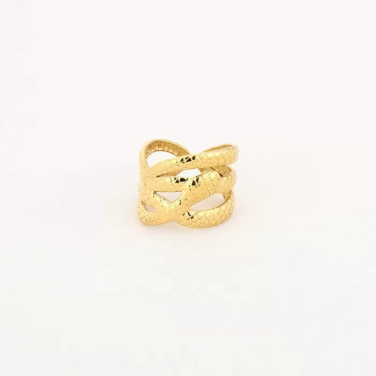 Snakey ring