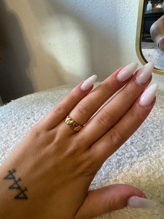 Many love ring