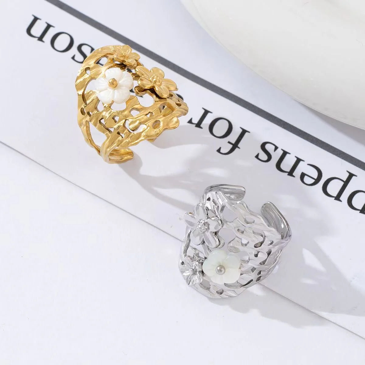 Cute flower ring