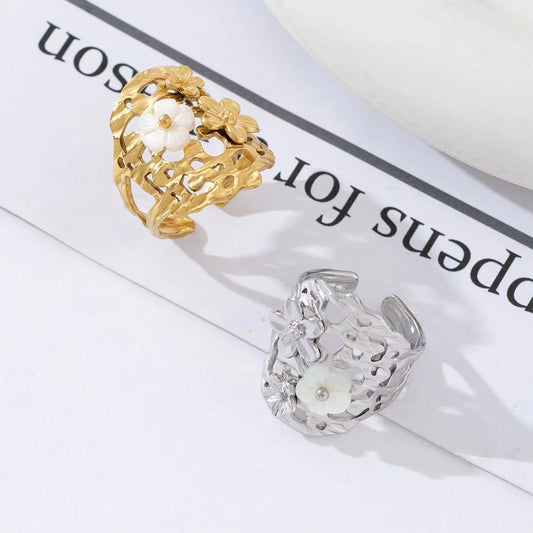 Cute flower ring